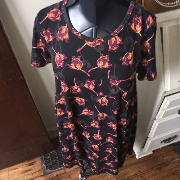 Lularoe poppies M high low Carly dress - Picture 2 of 3